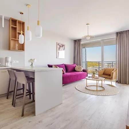 Apartment Modern Tower, Sun&snow *